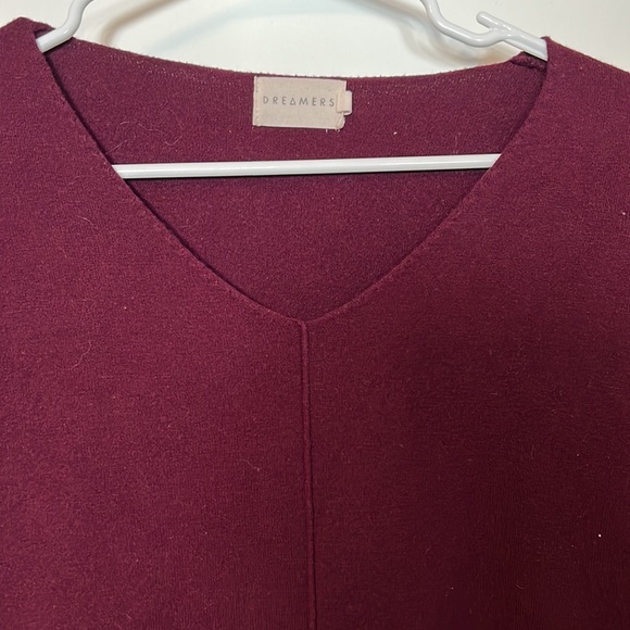 Maroon dreamers sweater - Picture 2 of 2